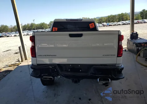 2021 Chevrolet Silverado K1500 Trail Boss Custom from USA, damaged, VIN 1GCPYCEF5MZ372778